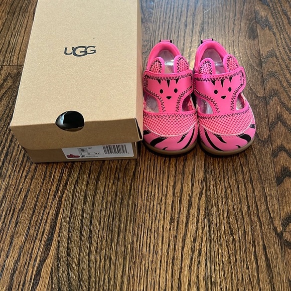 UGG Other - Ugg baby sandals